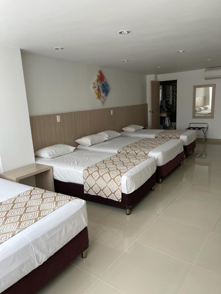 Hotel Juan Maria Tuluá Eksteriør billede