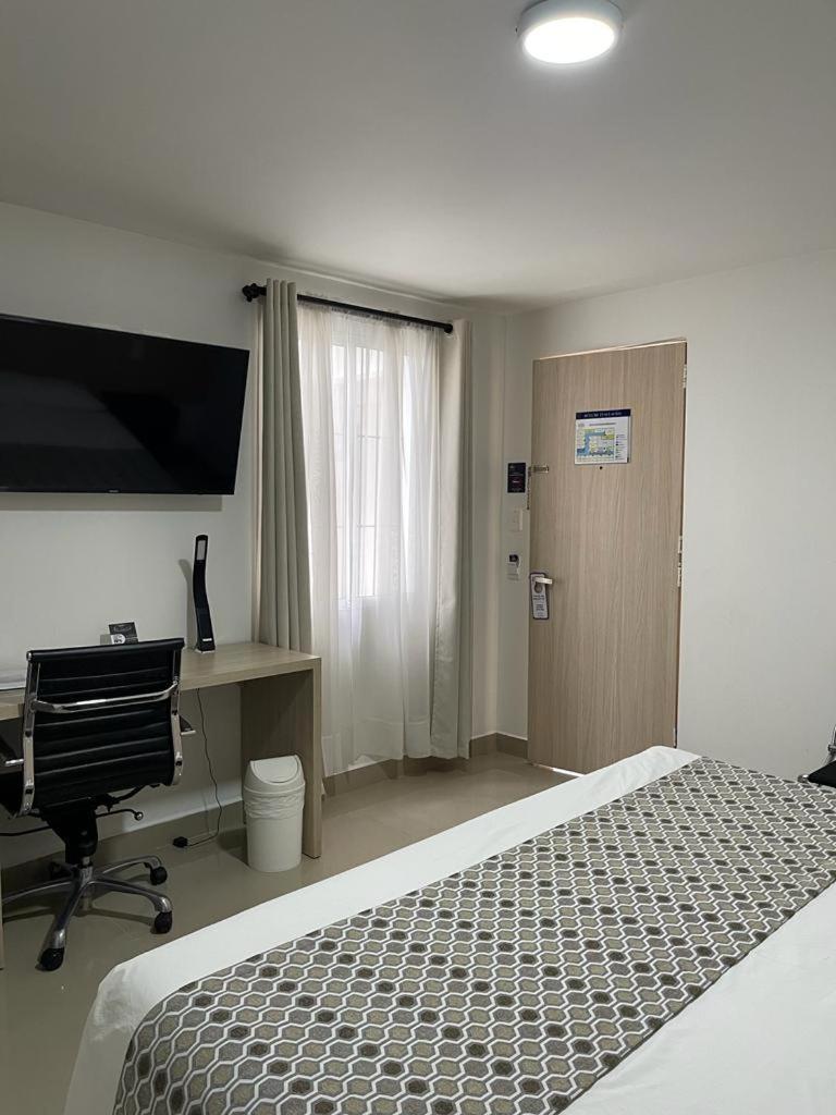 Hotel Juan Maria Tuluá Eksteriør billede