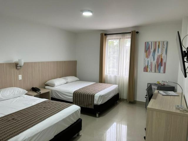 Hotel Juan Maria Tuluá Eksteriør billede
